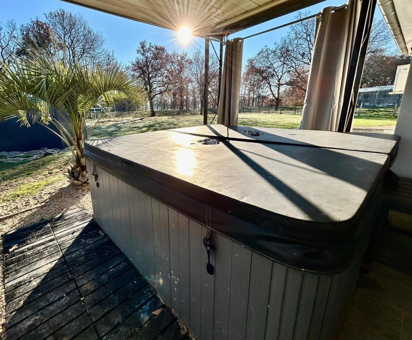 Maison Moderne Au Calme Avec Billard, Jacuzzi, Bain A Remous, Piscine, Babyfoot Labastide-du-Temple المظهر الخارجي الصورة