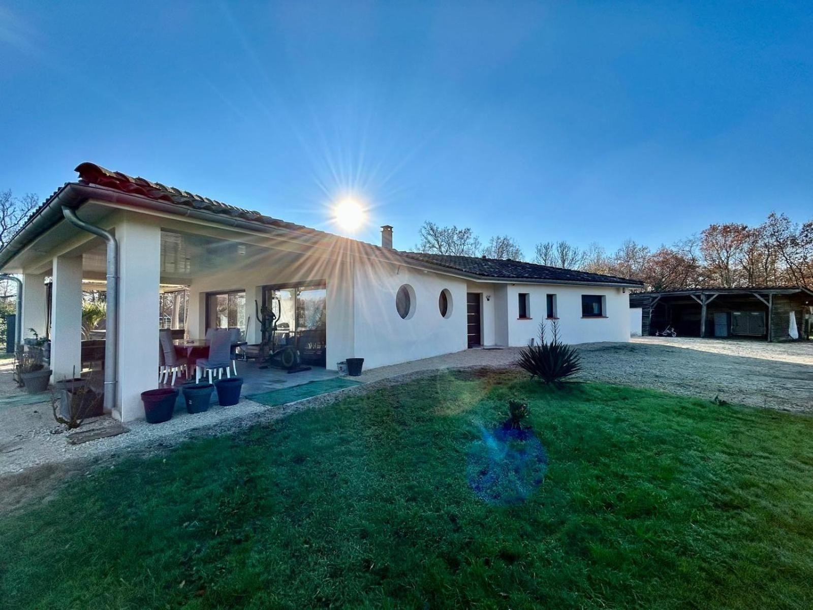Maison Moderne Au Calme Avec Billard, Jacuzzi, Bain A Remous, Piscine, Babyfoot Labastide-du-Temple المظهر الخارجي الصورة