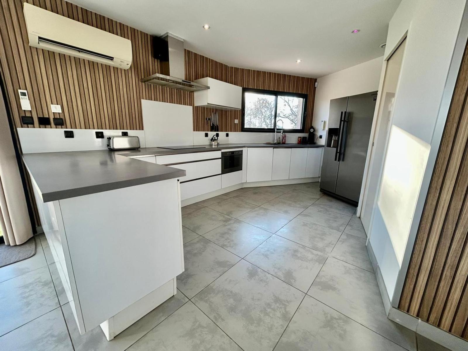 Maison Moderne Au Calme Avec Billard, Jacuzzi, Bain A Remous, Piscine, Babyfoot Labastide-du-Temple المظهر الخارجي الصورة